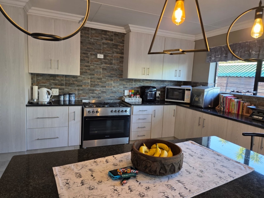 3 Bedroom Property for Sale in Dana Bay Western Cape